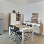 Agreable Pour 4 Personnes A 150m De La Lägenhet