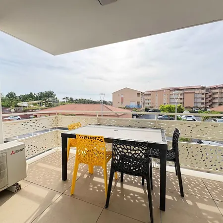 Agreable Pour 4 Personnes A 150m De La Apartmán *
