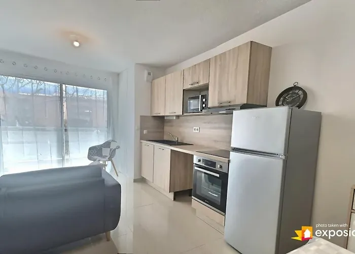 Appartement Agreable Pour 4 Personnes A 150m De La *